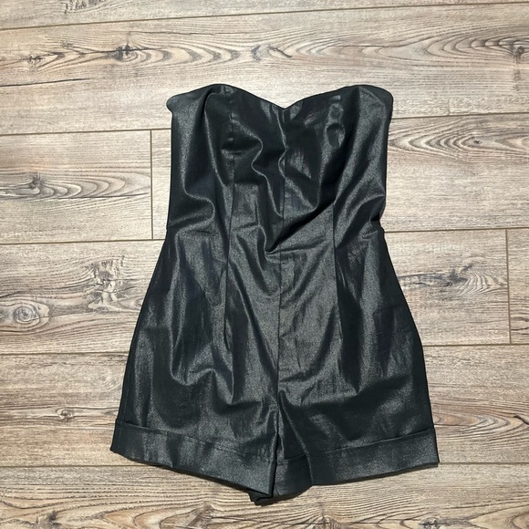 Walter baker shorts romper fancy pewter metallic size small - Picture 2 of 4